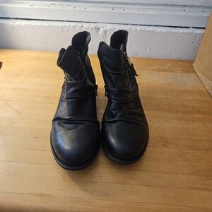 Miz Mooz Ruched Leather Medium Ankle Boots Lucy Black Size 7.5 Eu 38